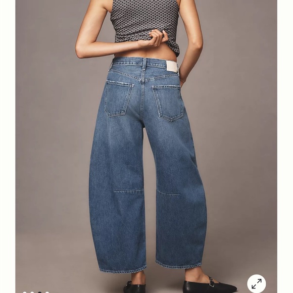 CITIZENS OF HUMANITY Horseshoe High-Rise Barrel Jeans - Picture 3 of 16